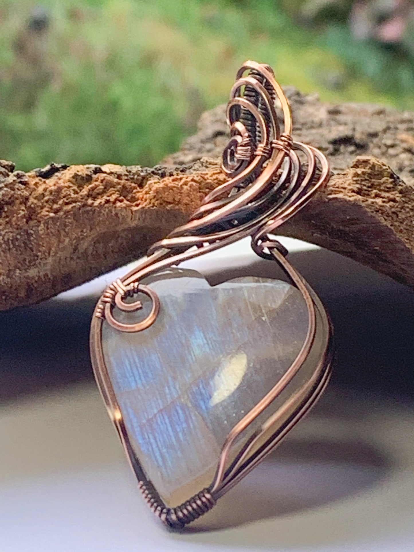 Belomorite Moonstone heart pendant