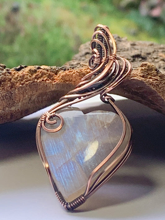 Belomorite Moonstone heart pendant