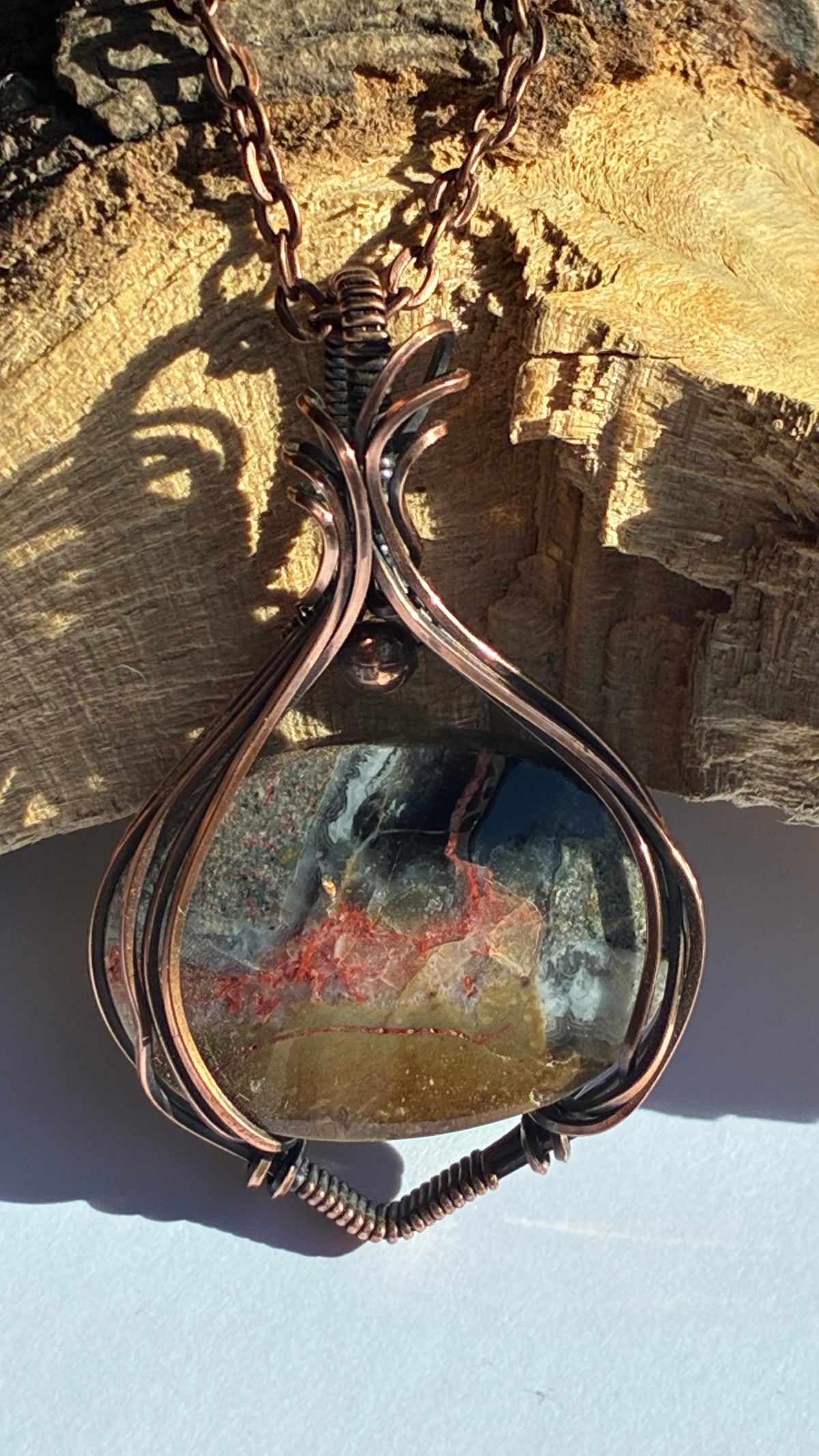 Seam Agate necklace