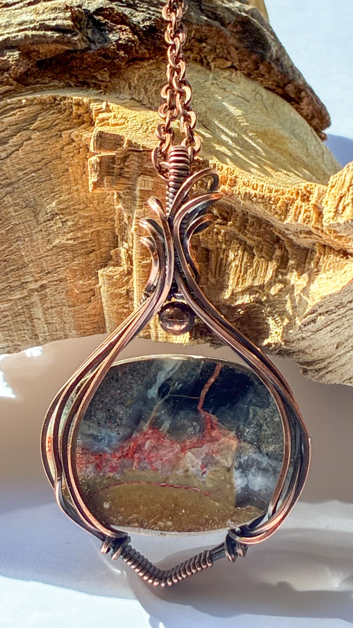 Seam Agate necklace